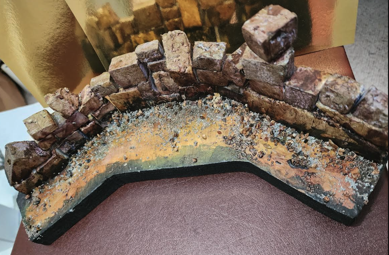 Single-level "Rock Rubble" mini-fig stand 14.5x7x5"