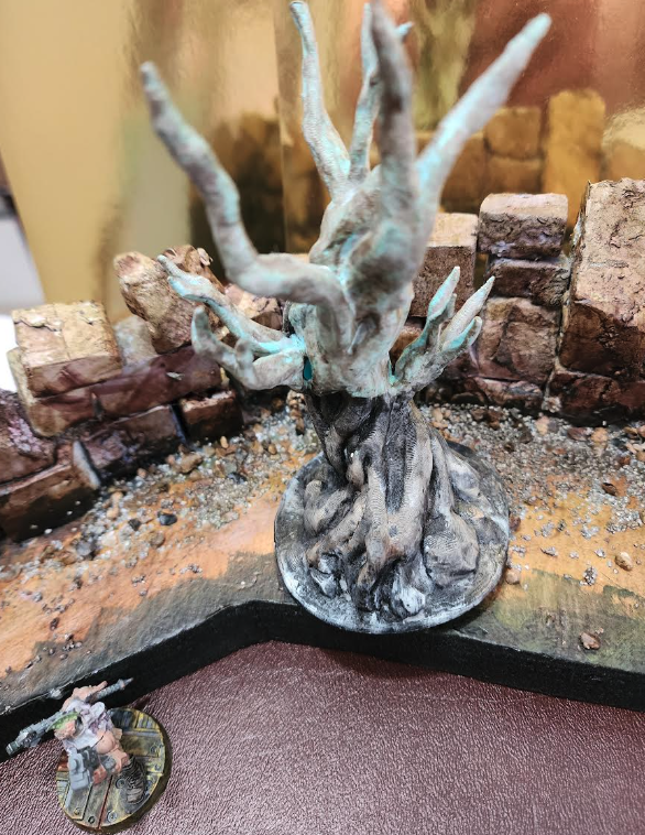 Single-level "Rock Rubble" mini-fig stand 14.5x7x5"